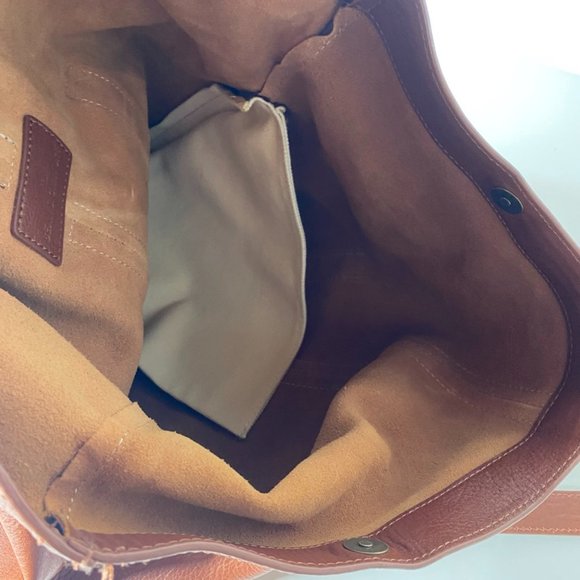 LL Bean Signature Tan Womens Leather Fold Over Shoulder Tote Work Computer Large - Picture 12 of 14